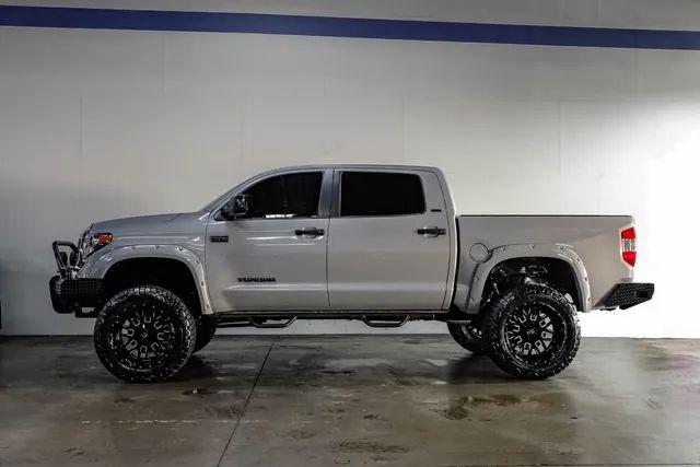 2018 Toyota Tundra SR5 5.7L V8