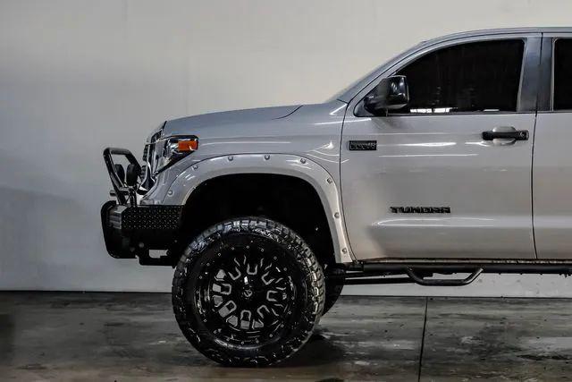 2018 Toyota Tundra SR5 5.7L V8