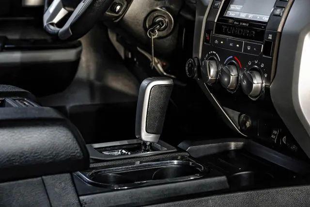 2018 Toyota Tundra SR5 5.7L V8