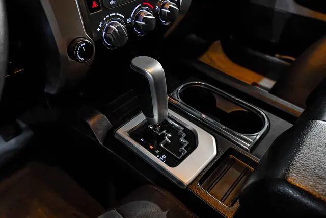 2018 Toyota Tundra SR5 5.7L V8