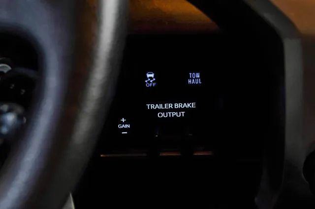 2018 Toyota Tundra SR5 5.7L V8