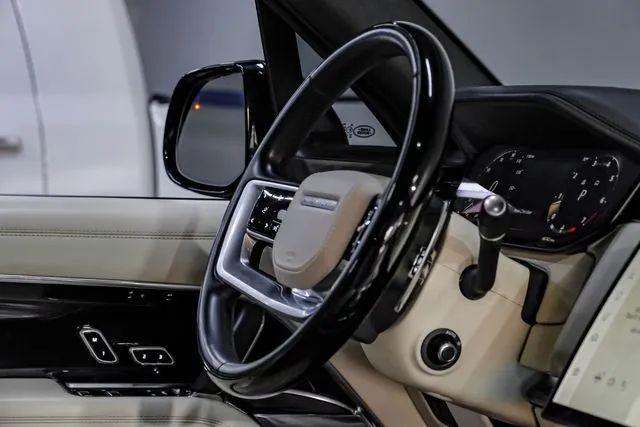 2023 Land Rover Range Rover Autobiography