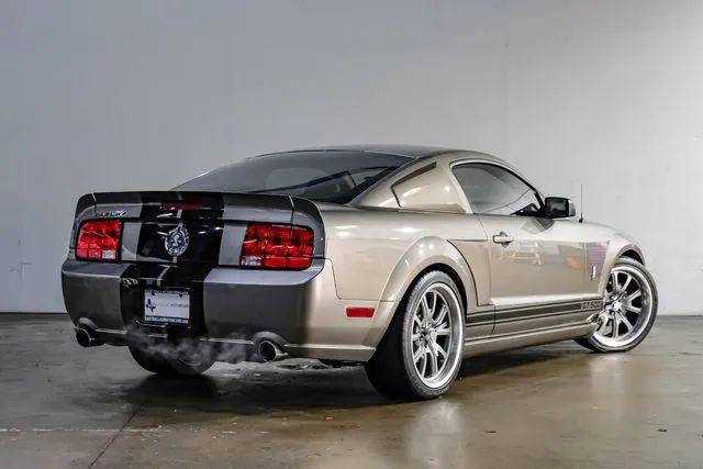 2005 Ford Mustang GT Deluxe