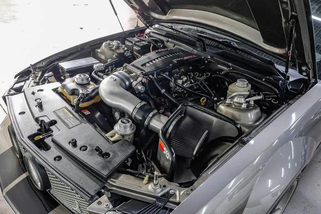 2005 Ford Mustang GT Deluxe