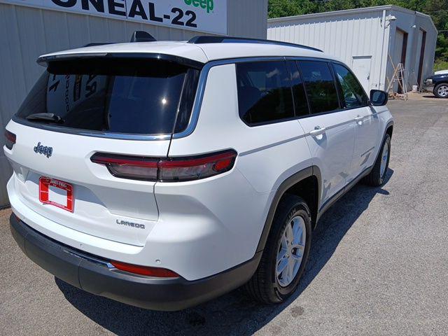 2023 Jeep Grand Cherokee L Laredo 4x2