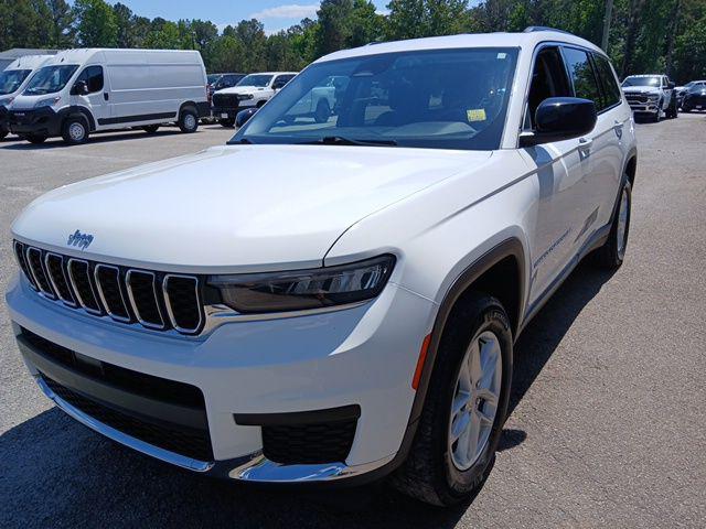 2023 Jeep Grand Cherokee L Laredo 4x2