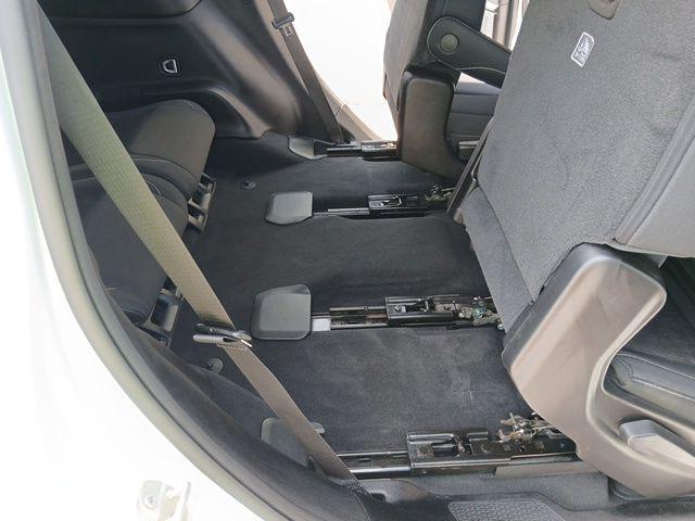 2023 Jeep Grand Cherokee L Laredo 4x2