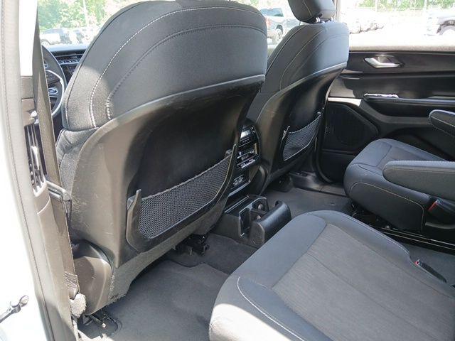 2023 Jeep Grand Cherokee L Laredo 4x2