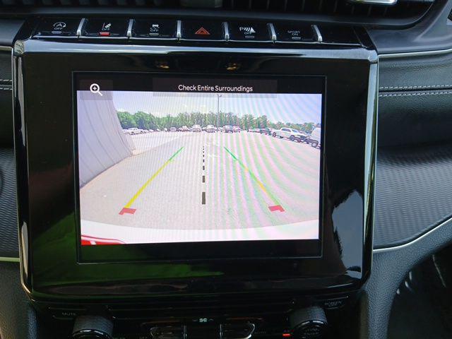 2023 Jeep Grand Cherokee L Laredo 4x2