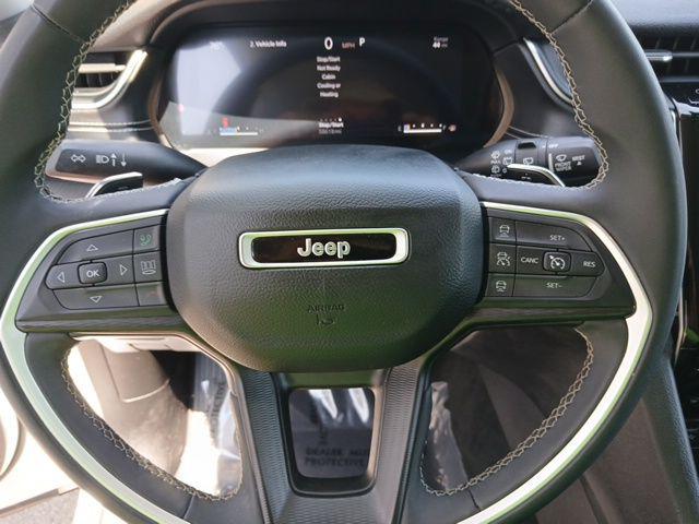 2023 Jeep Grand Cherokee L Laredo 4x2