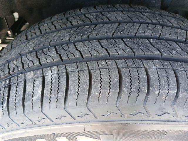 2023 Jeep Grand Cherokee L Laredo 4x2