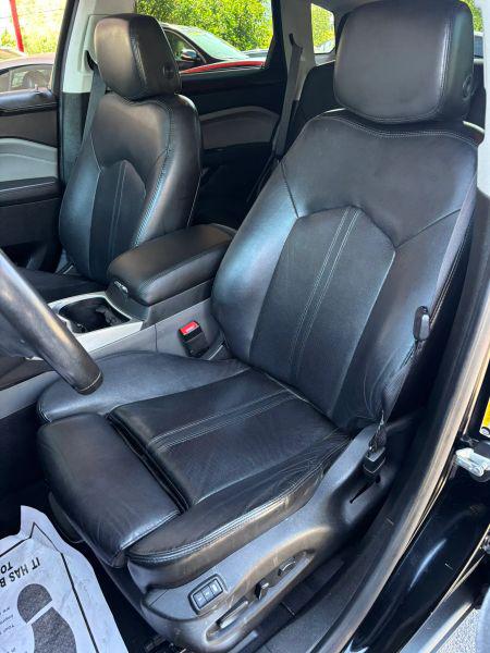 2011 Cadillac SRX Luxury Collection