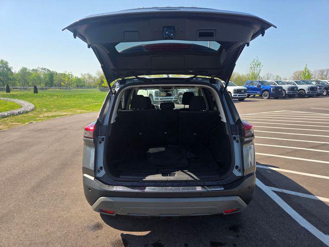 2021 Nissan Rogue SV FWD