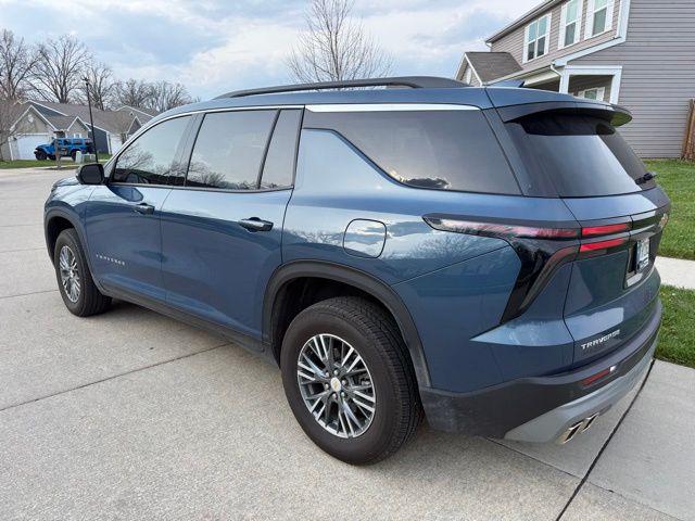 2024 Chevrolet Traverse FWD LT