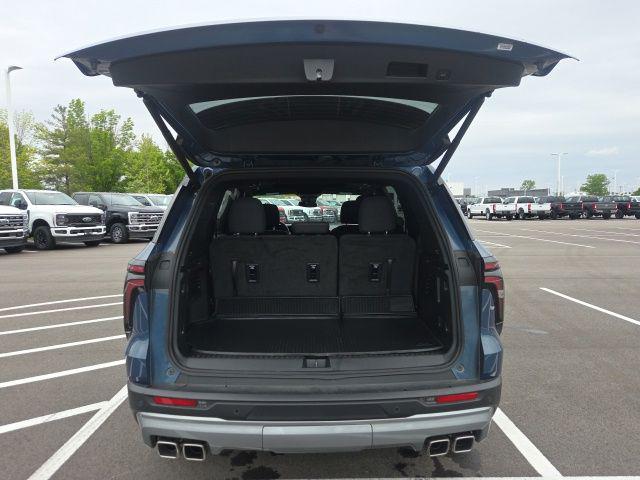 2024 Chevrolet Traverse FWD LT