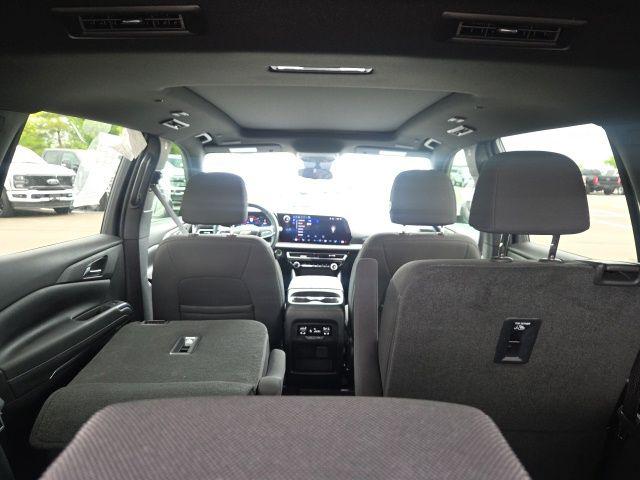 2024 Chevrolet Traverse FWD LT