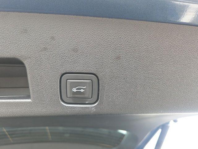 2024 Chevrolet Traverse FWD LT