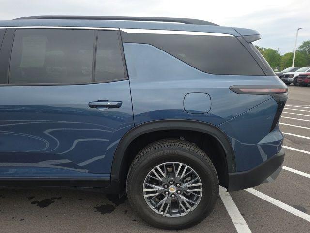 2024 Chevrolet Traverse FWD LT