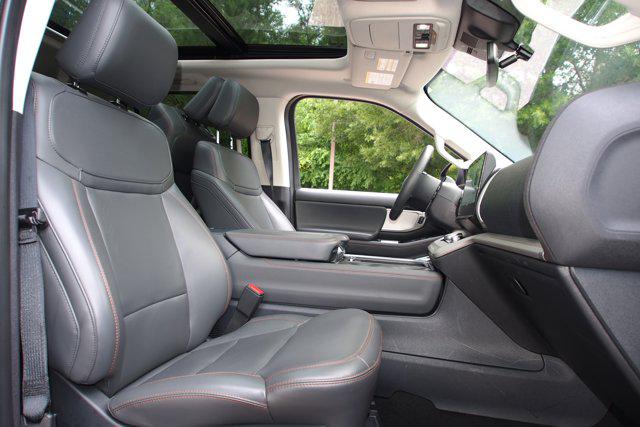 2025 Ford Expedition Active MAX