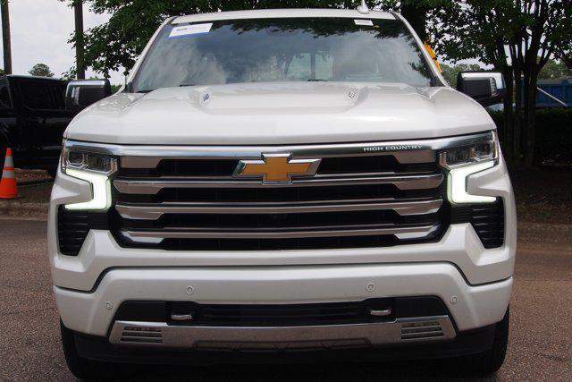 2023 Chevrolet Silverado 1500 4WD Crew Cab Short Bed High Country