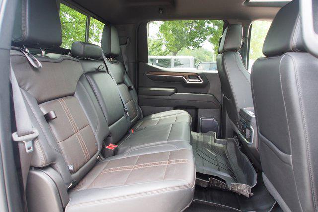 2023 Chevrolet Silverado 1500 4WD Crew Cab Short Bed High Country