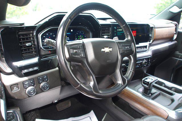 2023 Chevrolet Silverado 1500 4WD Crew Cab Short Bed High Country
