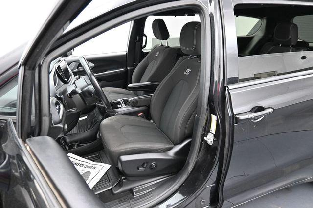 2021 Chrysler Pacifica Touring