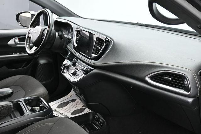 2021 Chrysler Pacifica Touring