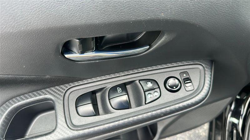 2021 Nissan Versa SV Xtronic CVT