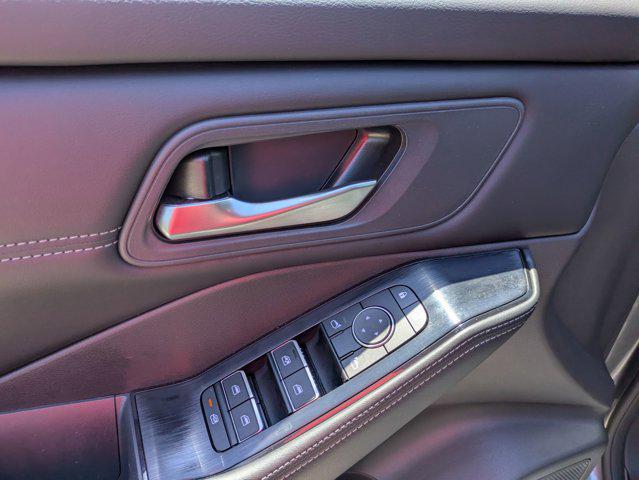2024 Nissan Rogue SL FWD