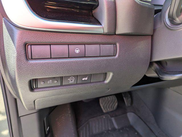 2024 Nissan Rogue SL FWD