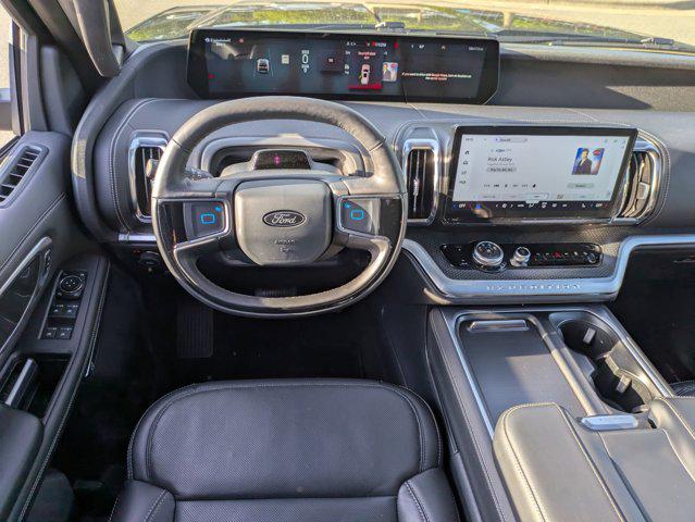 2025 Ford Expedition Platinum MAX
