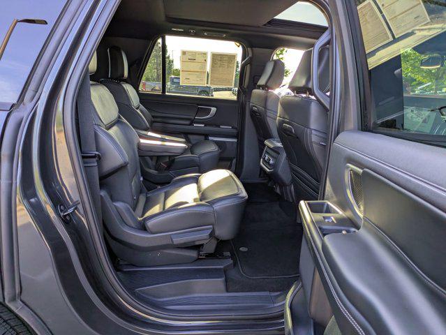 2025 Ford Expedition Platinum MAX