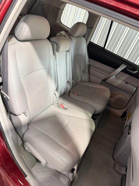 2010 Toyota Highlander SE V6