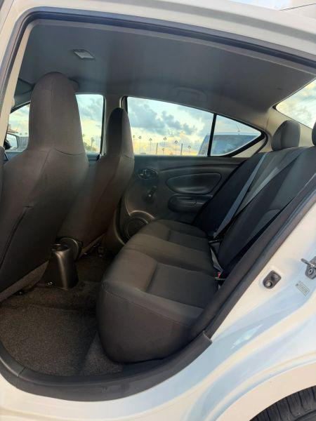 2016 Nissan Versa 1.6 S