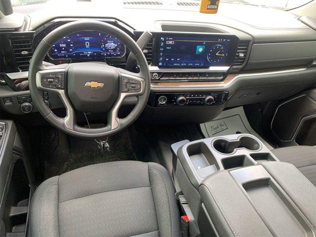 2023 Chevrolet Silverado 1500 4WD Crew Cab Short Bed LT with 2FL