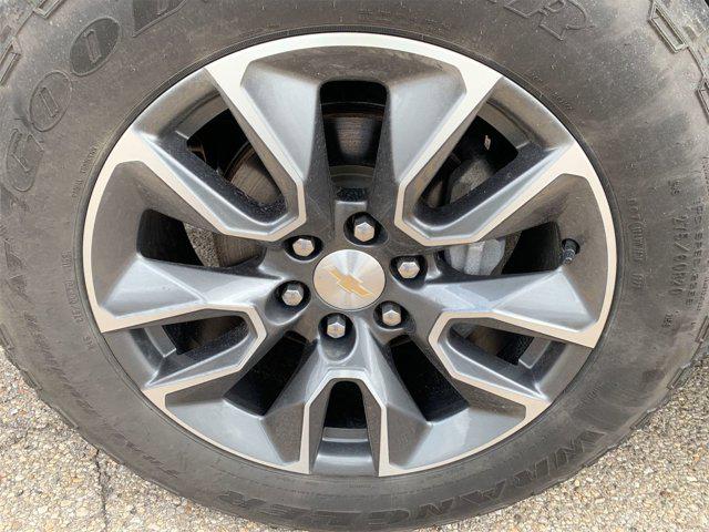 2023 Chevrolet Silverado 1500 4WD Crew Cab Short Bed LT with 2FL