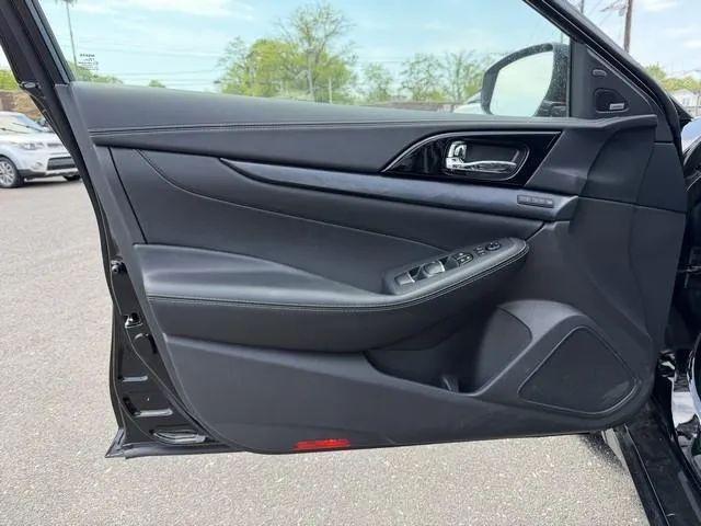 2023 Nissan Maxima Platinum Xtronic CVT