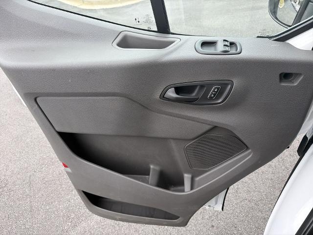 2025 Ford Transit Cargo Van Base