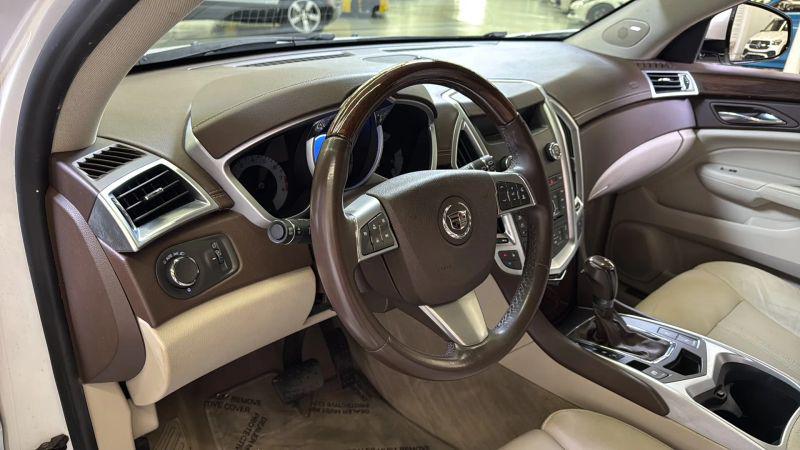 2011 Cadillac SRX Luxury Collection