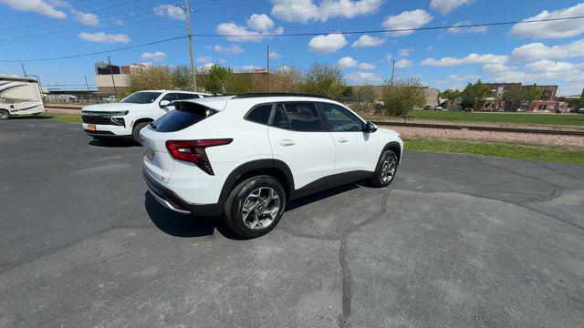 2024 Chevrolet Trax FWD LT