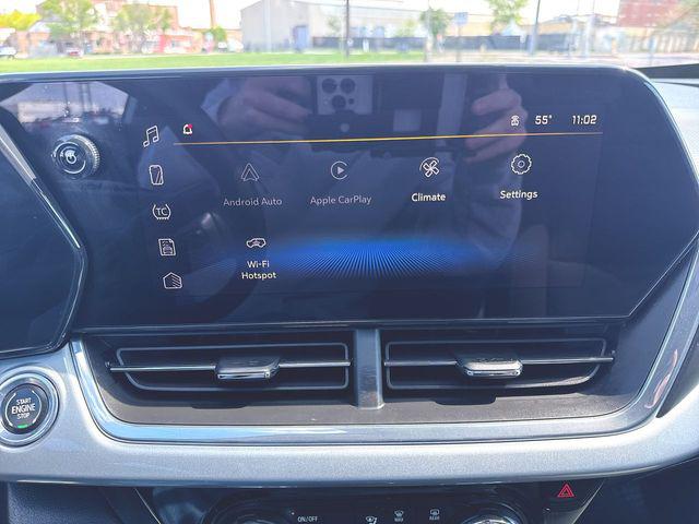 2024 Chevrolet Trax FWD LT