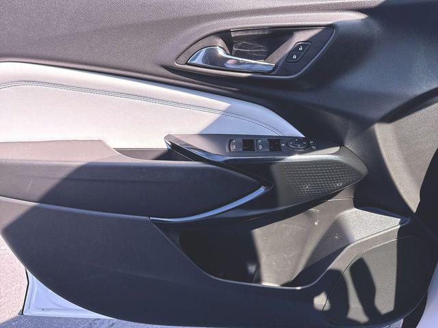 2024 Chevrolet Trax FWD LT
