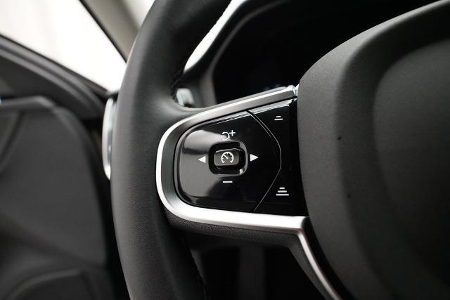 2025 Volvo V60 Cross Country Plus, B5 AWD Gas (mild hybrid)