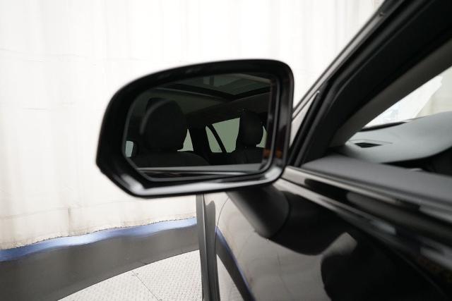 2025 Volvo V60 Cross Country Plus, B5 AWD Gas (mild hybrid)