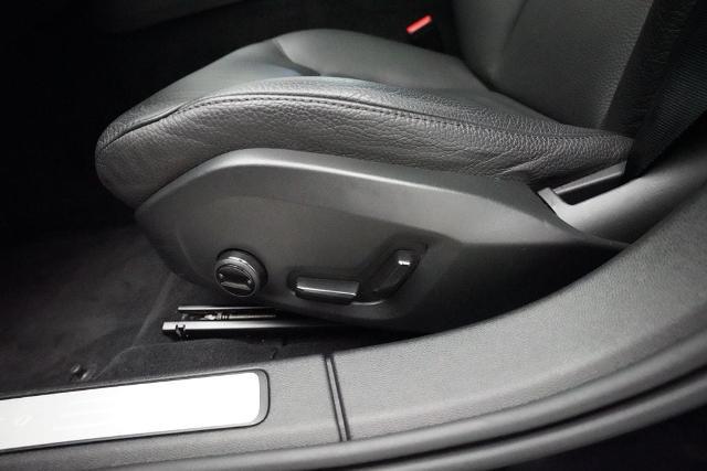 2025 Volvo V60 Cross Country Plus, B5 AWD Gas (mild hybrid)