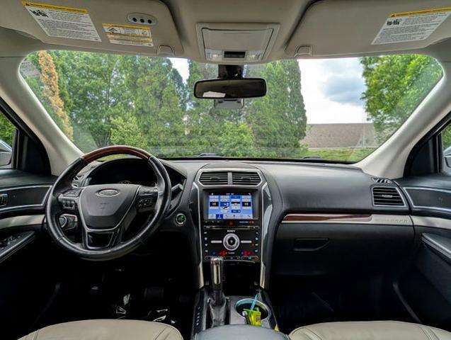 2017 Ford Explorer Platinum