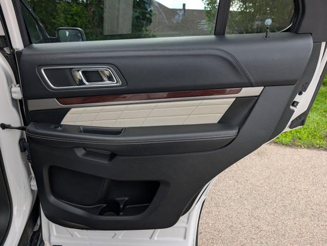 2017 Ford Explorer Platinum