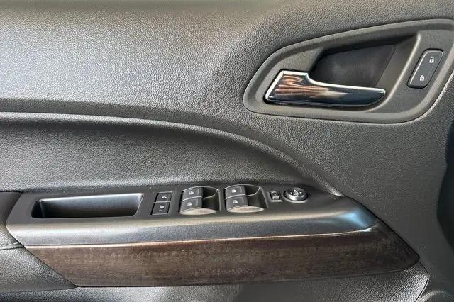 2022 GMC Canyon 2WD Crew Cab Short Box Elevation