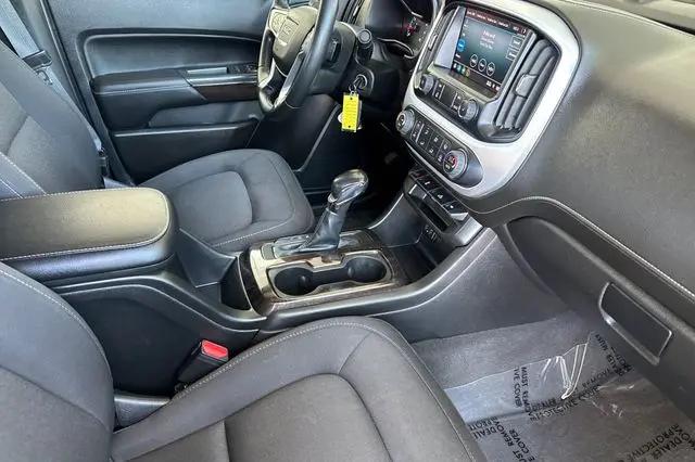 2022 GMC Canyon 2WD Crew Cab Short Box Elevation